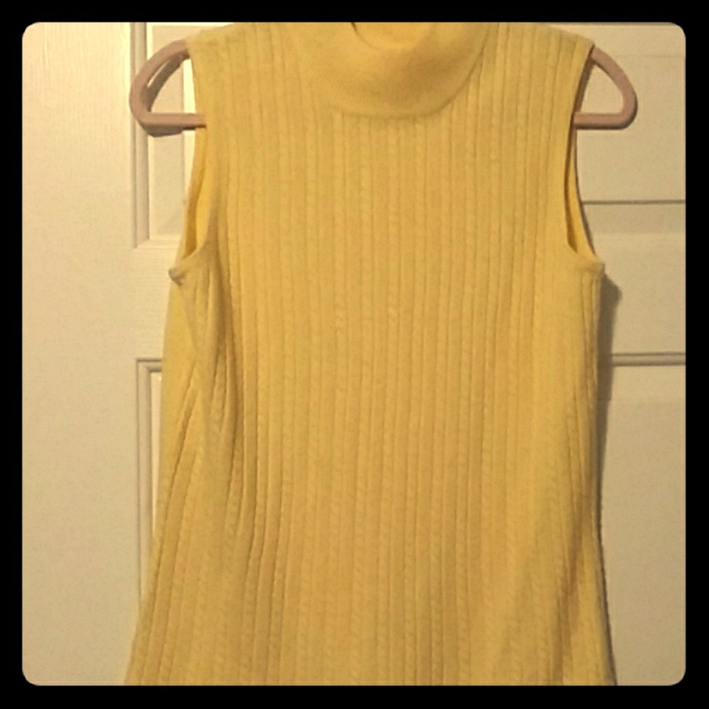 Sweater with no sleves